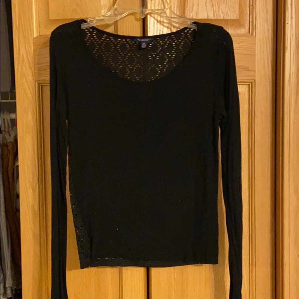 Long Sleeve with pattern back